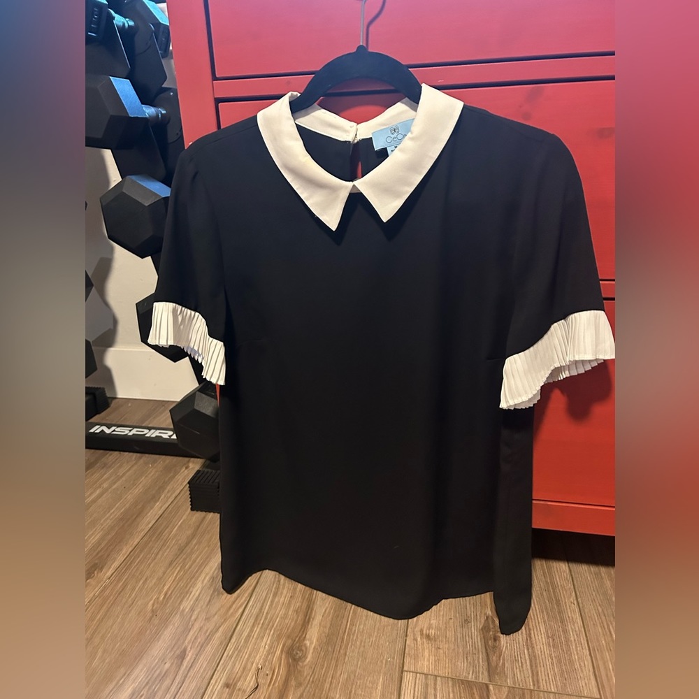 CeCe black and white blouse